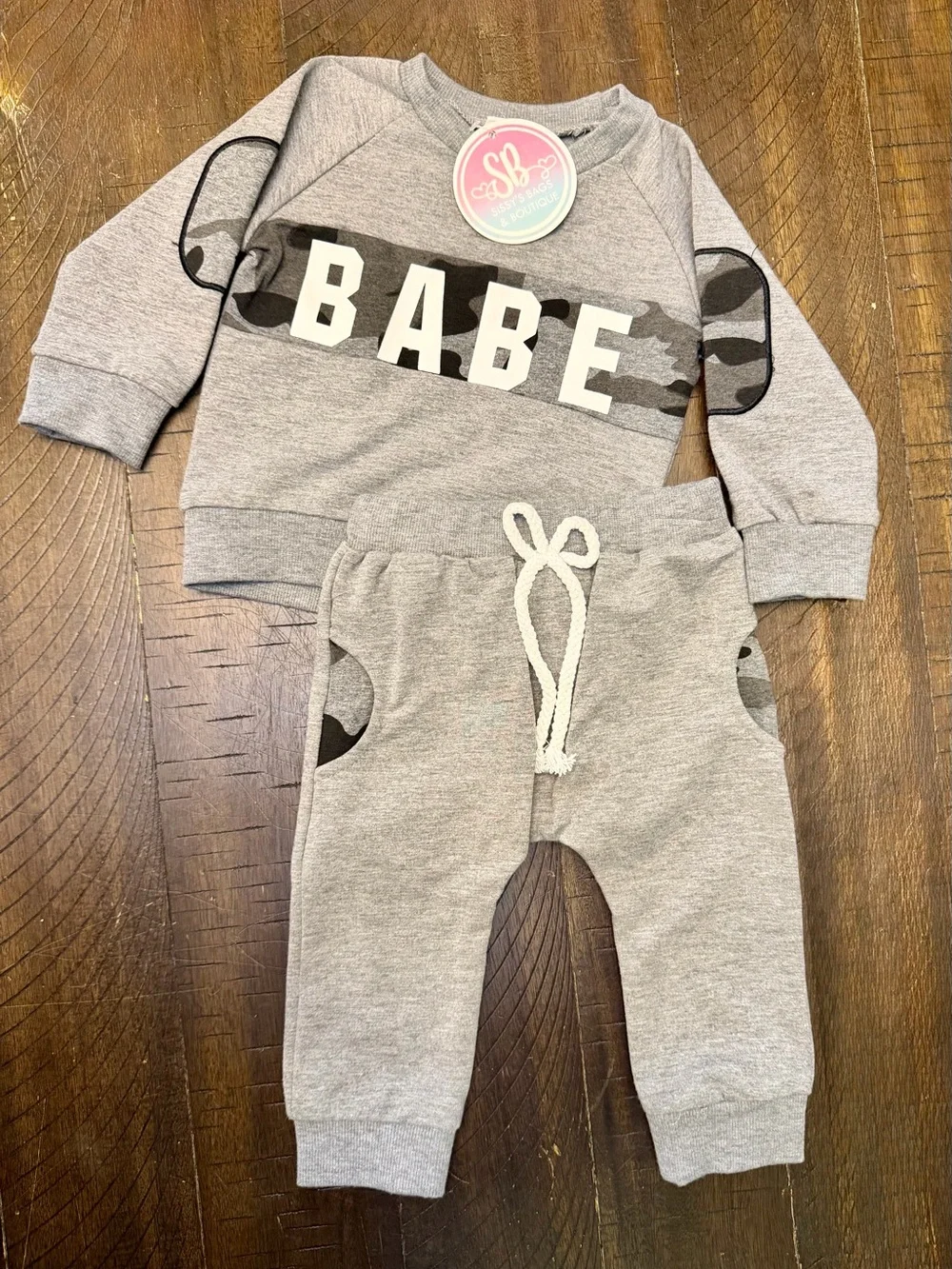 Brand New Boy’s Camo “Babe” Sweatsuit Joggers Outfit
